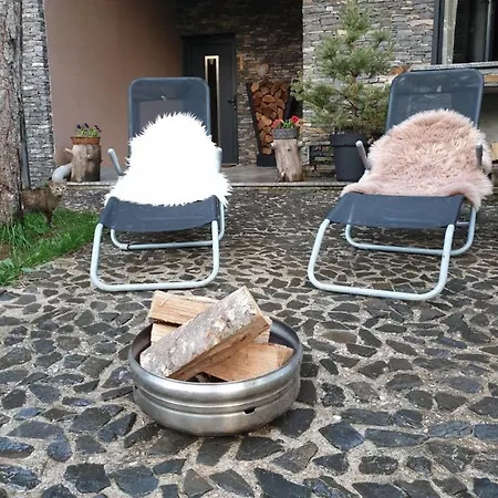 Holiday home Snjezna Vikendica *