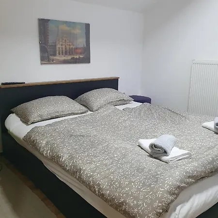 Snjezna Vikendica Holiday home